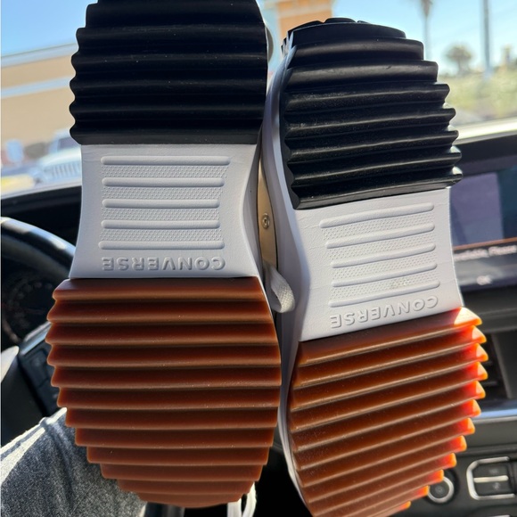 Converse Run Star Hike Trainers NWT - Picture 6 of 7